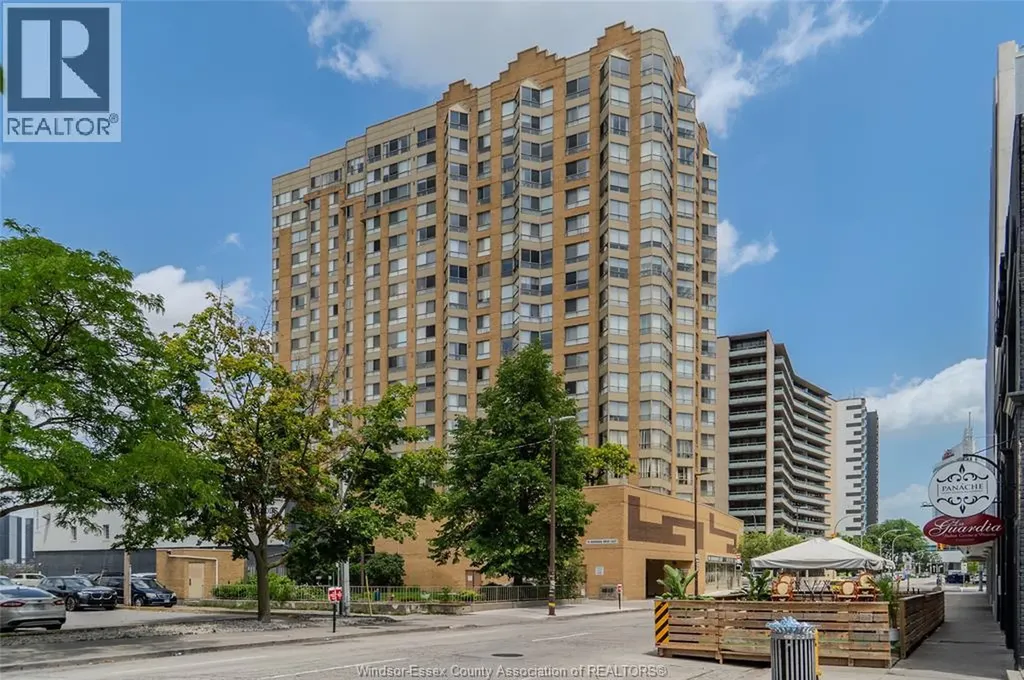 75 Riverside Drive E Windsor ON N9A 7C4
