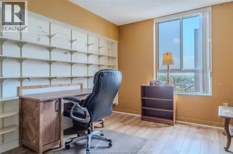 75 Riverside Drive E Windsor ON N9A 7C4