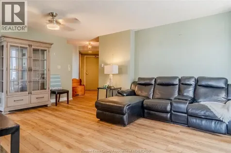 75 Riverside Drive E Windsor ON N9A 7C4