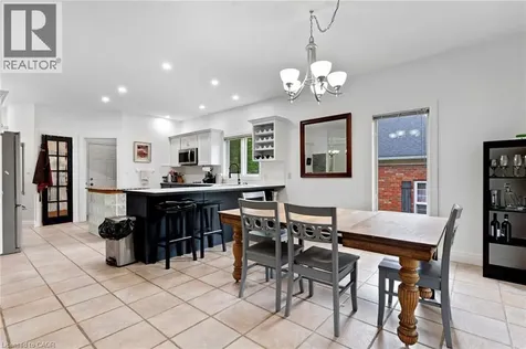 3 Appaloosa Trail Carlisle ON L0R 1H3