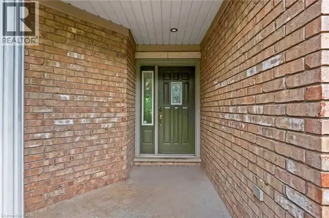 3 Appaloosa Trail Carlisle ON L0R 1H3