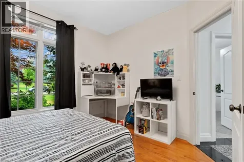 3 Appaloosa Trail Carlisle ON L0R 1H3