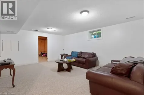 3 Appaloosa Trail Carlisle ON L0R 1H3