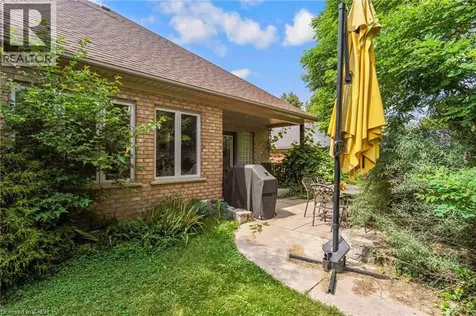 3 Appaloosa Trail Carlisle ON L0R 1H3