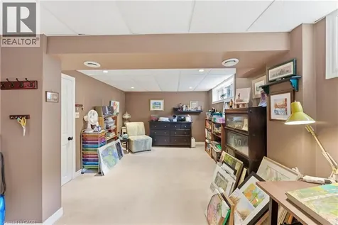 181 Woodside Drive St. Catharines ON L2T 1X7