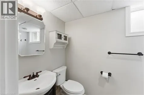 181 Woodside Drive St. Catharines ON L2T 1X7