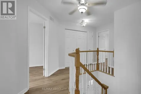 8 Riverbank Court Ottawa ON K2S 1V7