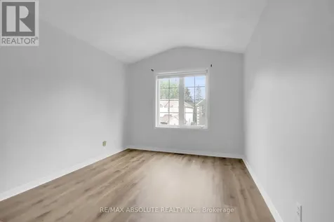 8 Riverbank Court Ottawa ON K2S 1V7