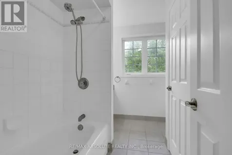 8 Riverbank Court Ottawa ON K2S 1V7