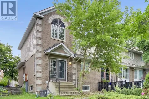 8 Riverbank Court Ottawa ON K2S 1V7