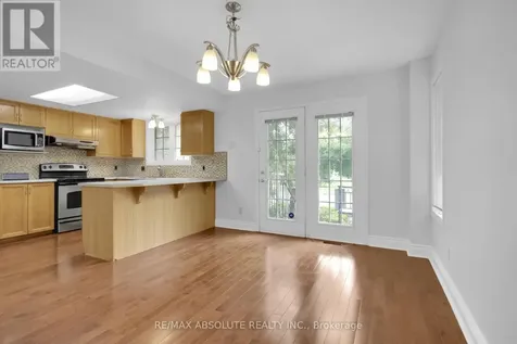 8 Riverbank Court Ottawa ON K2S 1V7