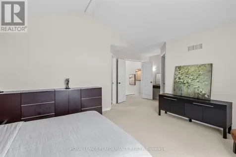 80A Stonehaven Drive Ottawa ON K2M 0C1