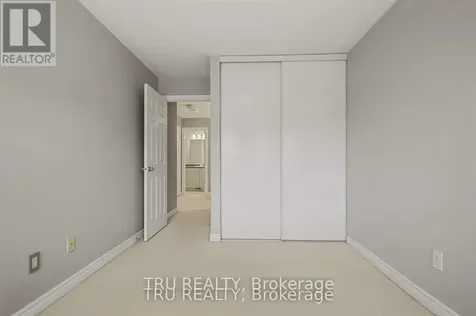 122 Lindenshade Drive Ottawa ON K2J 5R5