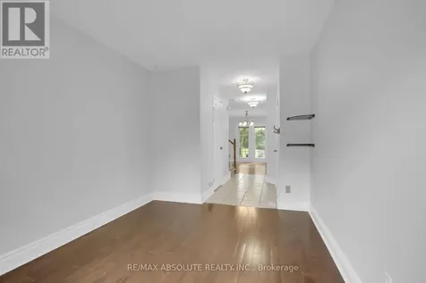 8 Riverbank Court Ottawa ON K2S 1V7