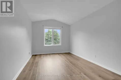 8 Riverbank Court Ottawa ON K2S 1V7