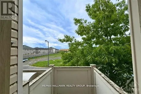 2011 Madrid Avenue Ottawa ON K2J 0K1