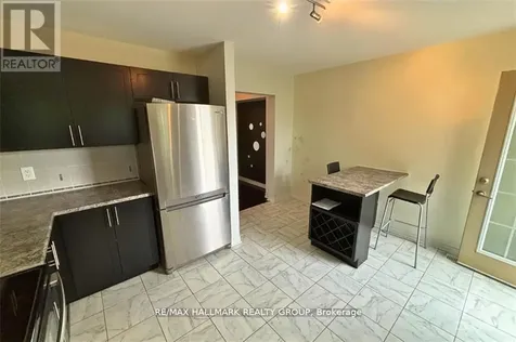 2011 Madrid Avenue Ottawa ON K2J 0K1