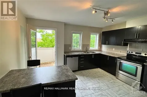 2011 Madrid Avenue Ottawa ON K2J 0K1