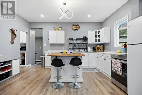 43 Arthur Avenue St. Thomas ON N5P 3L4