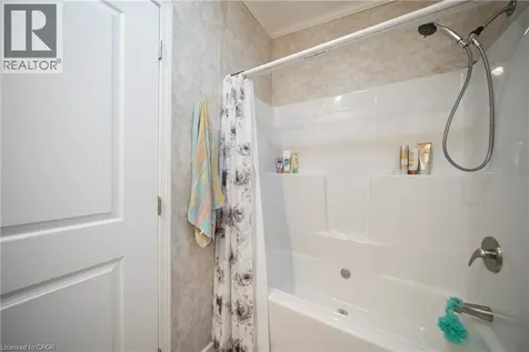 10 Bent Willow Court Haldimand County ON N0A 1L0