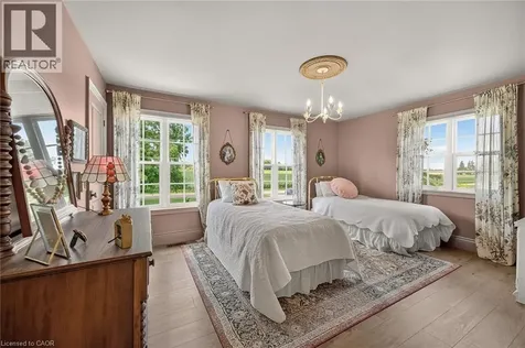 91 Golf Links Road Burford ON N0E 1A0