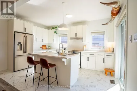 33 Kerr Street Collingwood ON L9Y 4B6