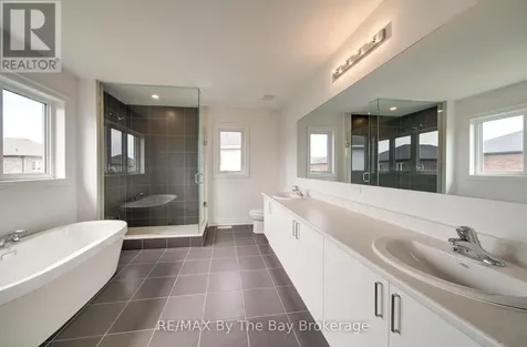 19 Amber Drive Wasaga Beach ON L9Z 0R9