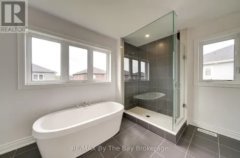 19 Amber Drive Wasaga Beach ON L9Z 0R9