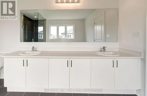 19 Amber Drive Wasaga Beach ON L9Z 0R9