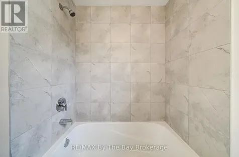 19 Amber Drive Wasaga Beach ON L9Z 0R9