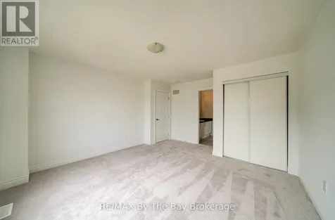 19 Amber Drive Wasaga Beach ON L9Z 0R9