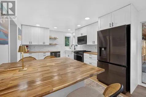 1006 Park Street Kenora ON P9N 1B9