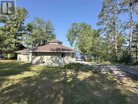 498B Hwy 11 E Fort Frances ON P9A 3M3