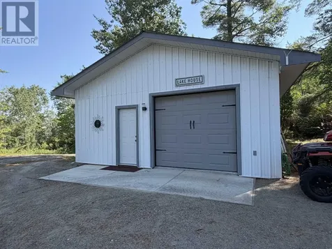 498B Hwy 11 E Fort Frances ON P9A 3M3
