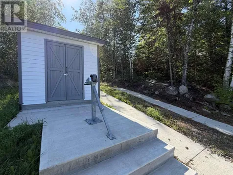 498B Hwy 11 E Fort Frances ON P9A 3M3