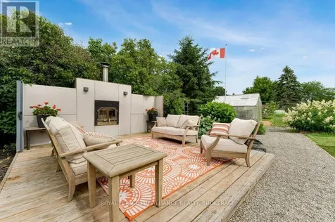 25 Willowbank Road East Gananoque ON K7G 2V5