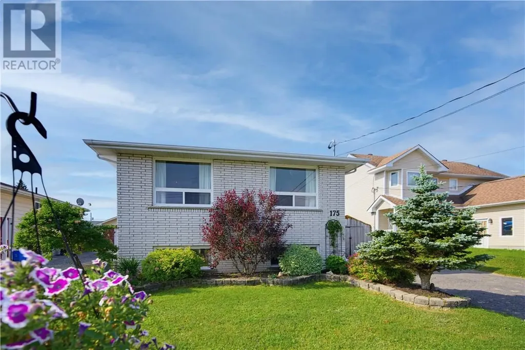 175 Irene Crescent Chelmsford ON P0M 1L0