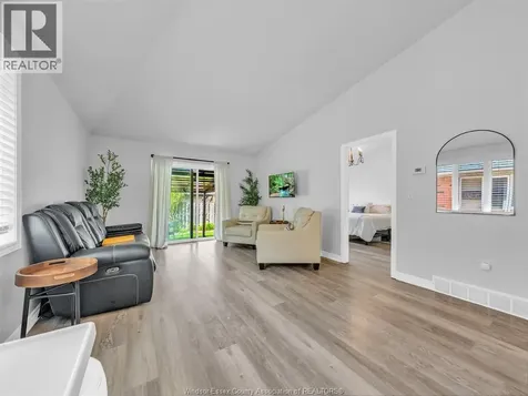 3723 Prairie Court Windsor ON N9G 2X4