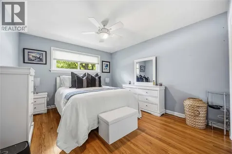1220 Ridgewood Drive Sarnia ON N7V 3R1
