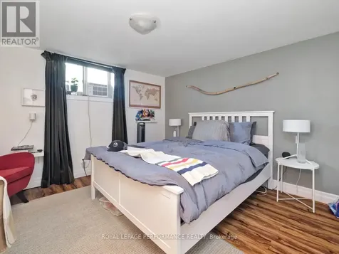 342 Frank Street Ottawa ON K2P 0Y1