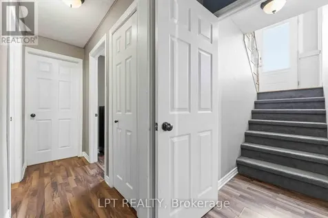 34 Fringewood Drive Ottawa ON K2S 1V1