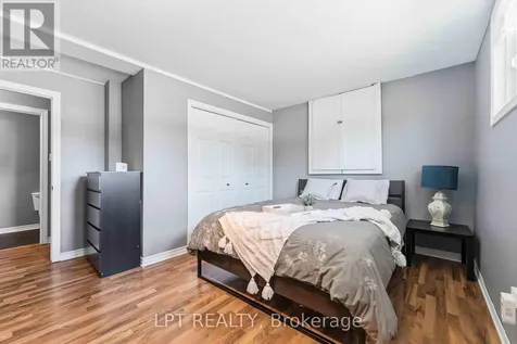 34 Fringewood Drive Ottawa ON K2S 1V1