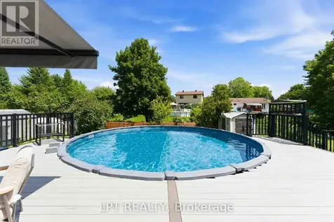 34 Fringewood Drive Ottawa ON K2S 1V1