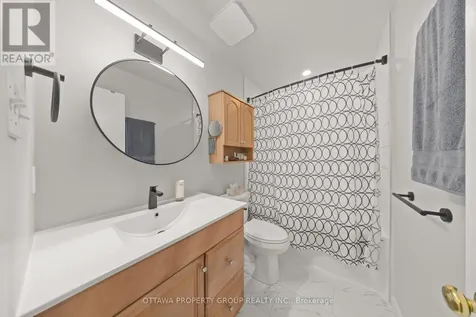 13 Bentbrook Crescent Ottawa ON K2J 3X9