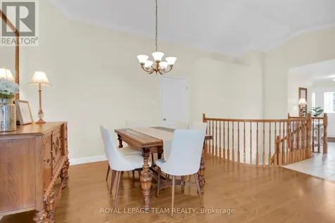 83 Waterthrush Crescent Ottawa ON K2M 2V1