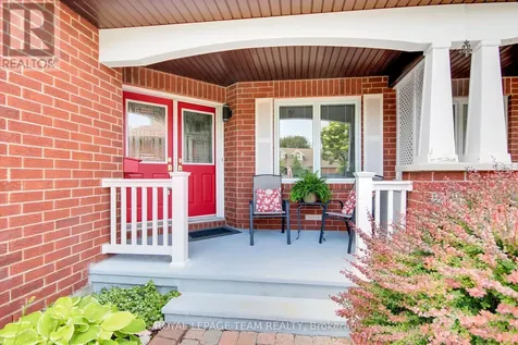 83 Waterthrush Crescent Ottawa ON K2M 2V1