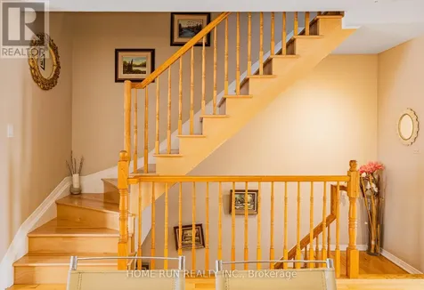 90 Edenvale Drive Ottawa ON K2K 3N9