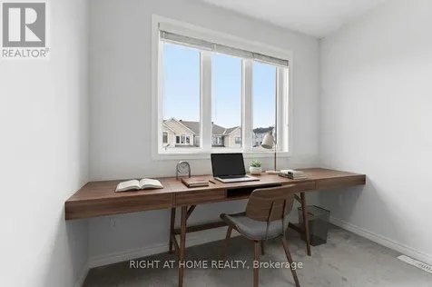 404 Edgevalley Court Ottawa ON K2S 2R3