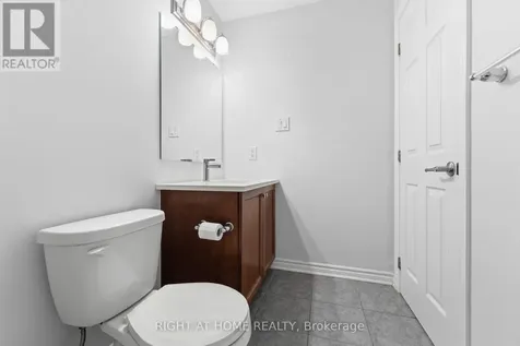 404 Edgevalley Court Ottawa ON K2S 2R3