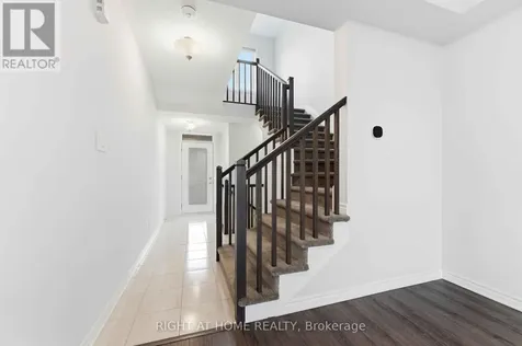 404 Edgevalley Court Ottawa ON K2S 2R3
